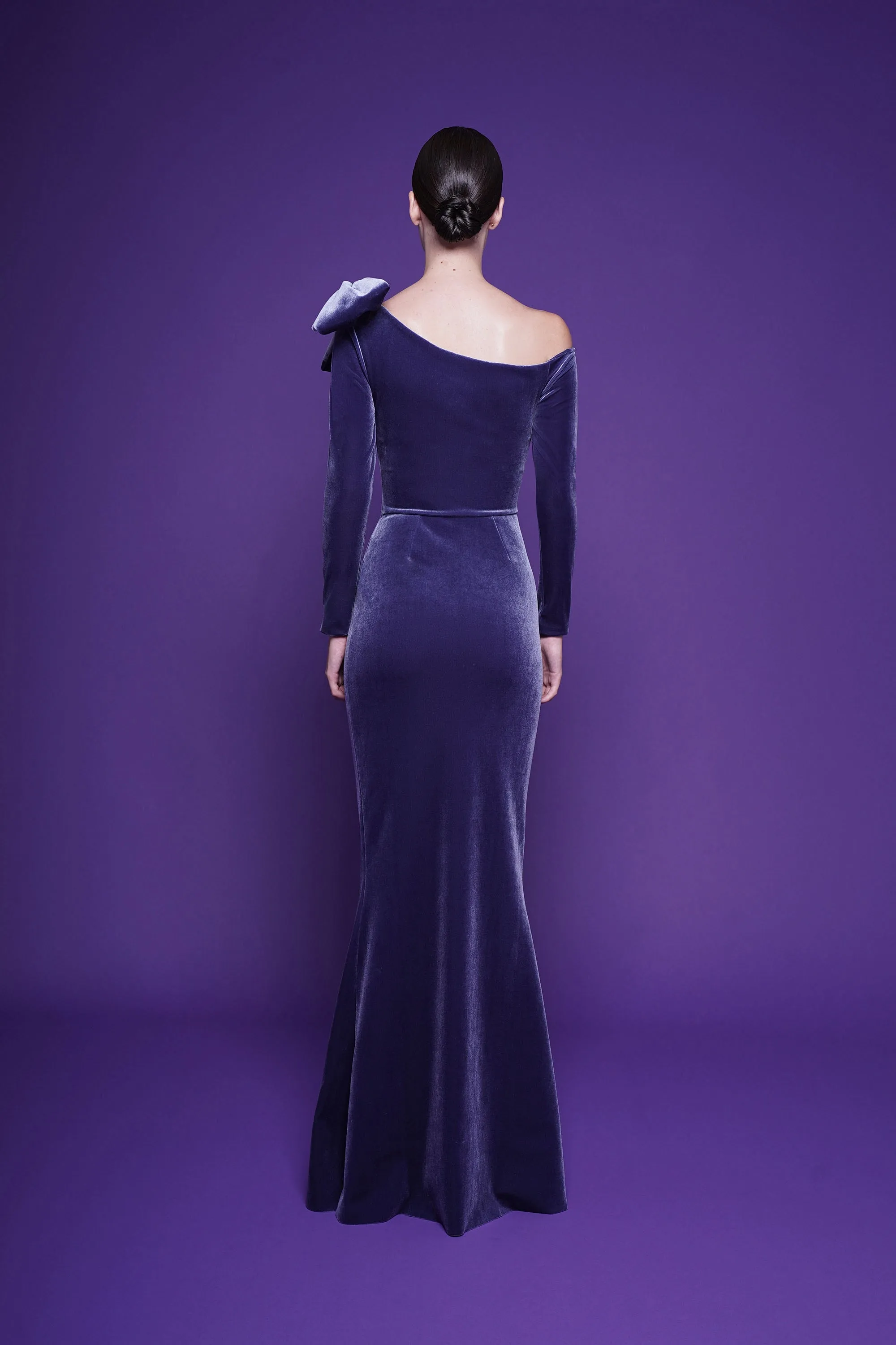 DEYSI VELVET GOWN