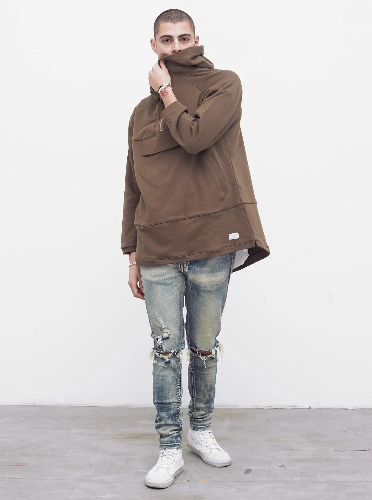 French Terry Anorak Pullover in Shadow Brown