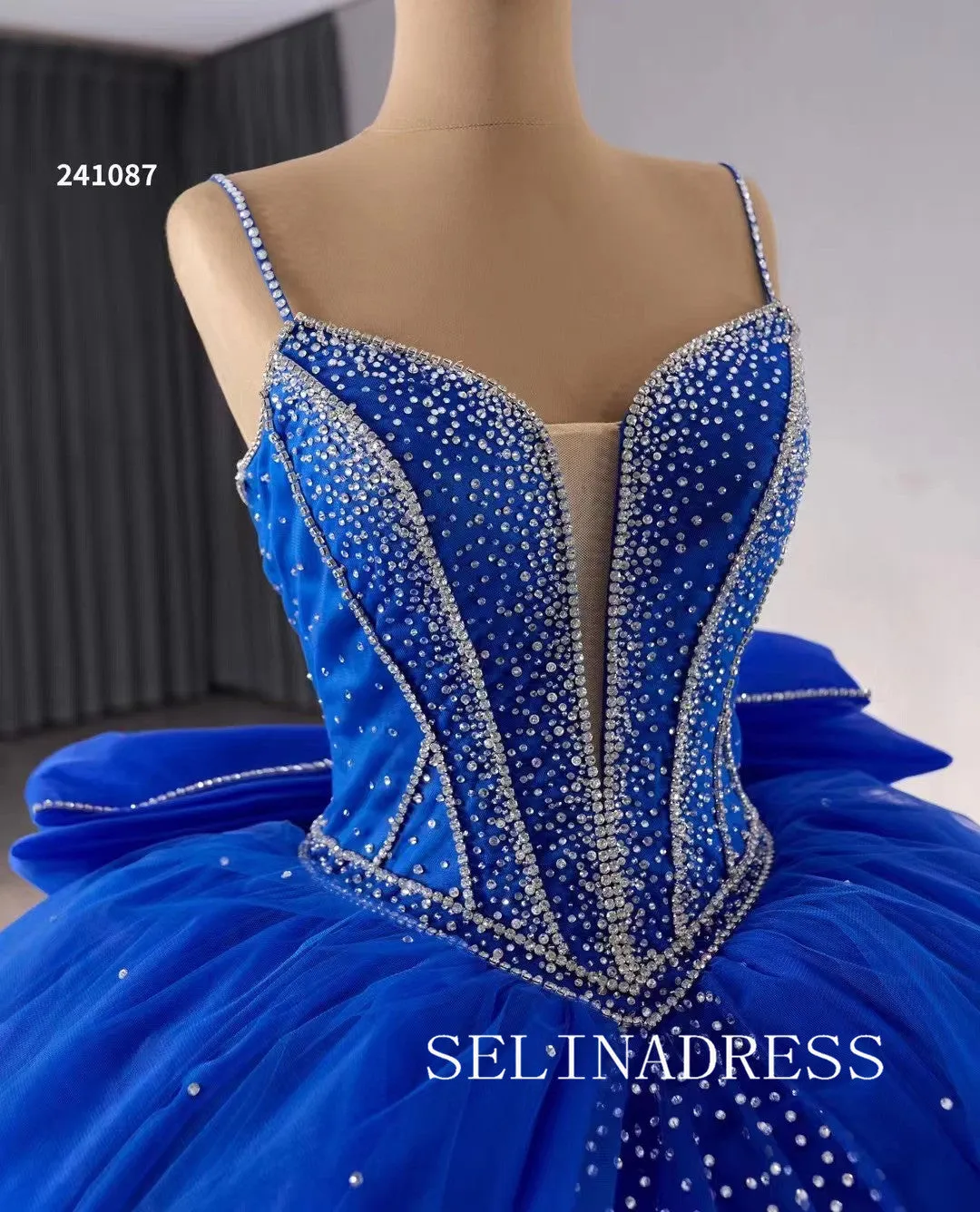 Royal Blue Beaded Wedding Dresses Spaghetti Straps Quinceanera Dress With Bowknot 241087