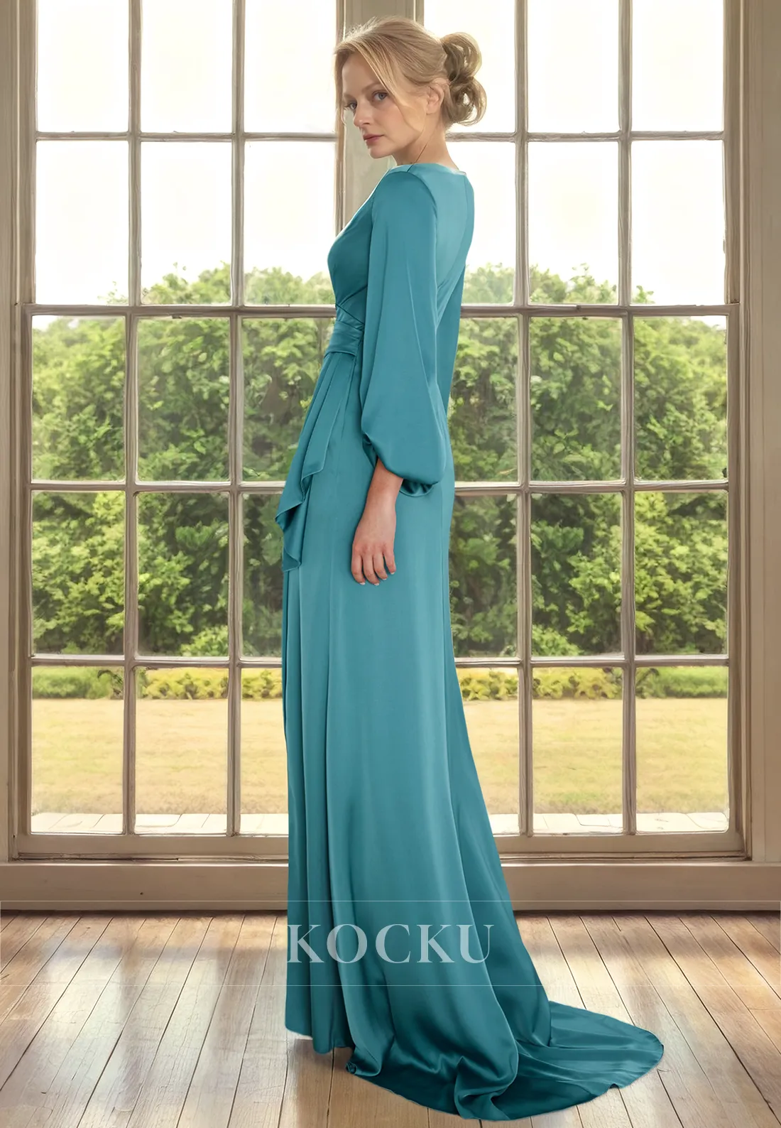 V-Neck Long sleeves Mermaid Split Ruched Satin Cocktail Mother of the Bride Dress